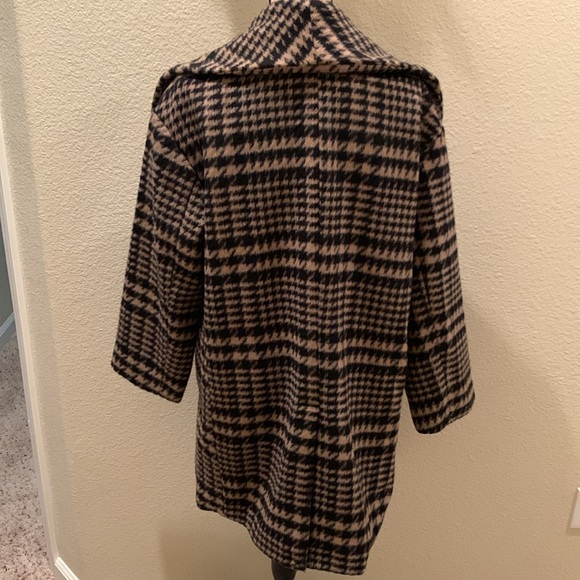 Elie Tahari Wool Coat - Picture 10 of 15